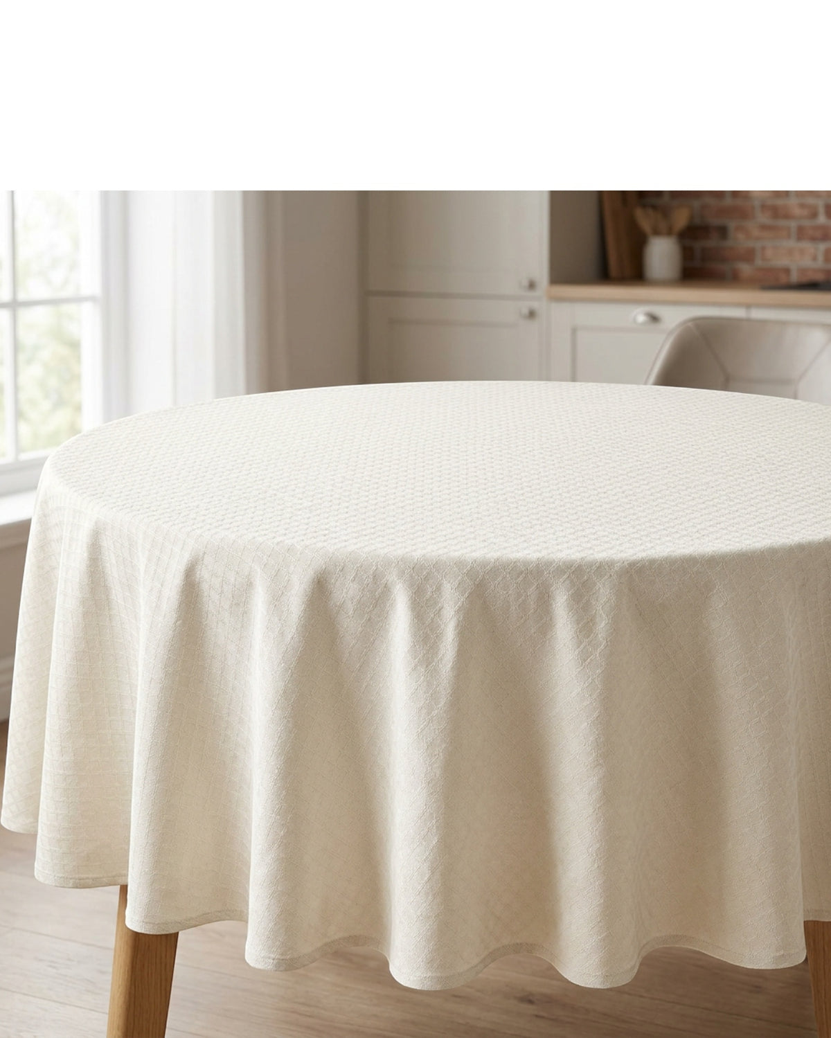 Wdkmp Round Cotton Jacquard Tablecloth Ivory 70 Inch - Lifestyle view